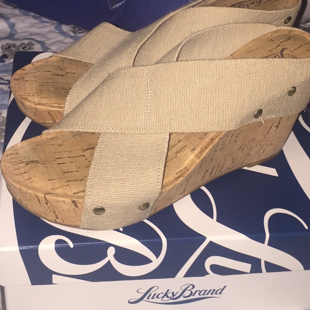 Lucky brand miller